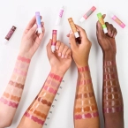 essence JUICY BOMB Glossy Butter Balm - Błyszczący balsam do ust 08 Cherrything I Want