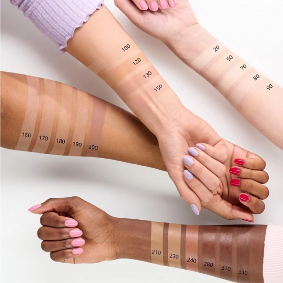 essence CAMOUFLAGE+ MATTE Concealer - Korektor do makijażu 50 8ml